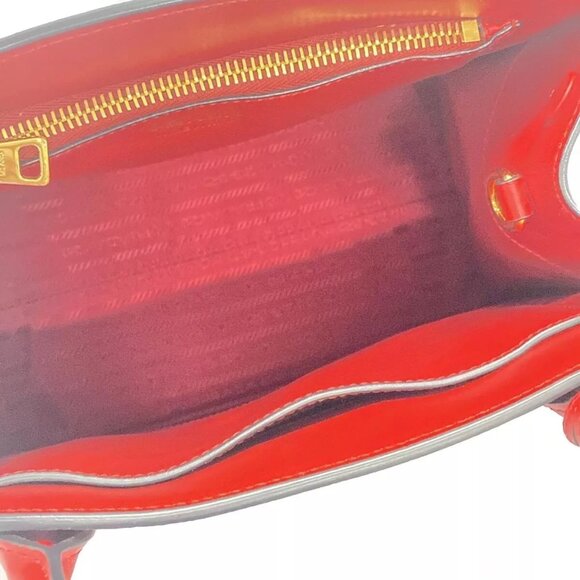 100% Authentic PRADA Monochrome Bag Red Saffiano Leather Handbag - Picture 13 of 14